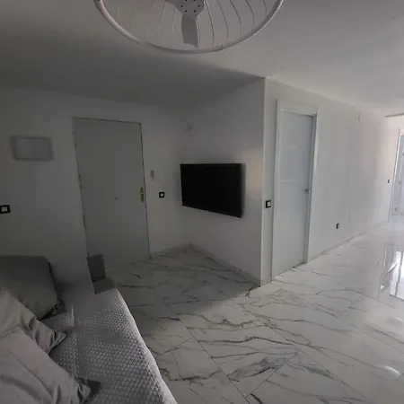 아파트 Canteras New 2 Bedrooms Flat At The Parking Optional 라스팔마스